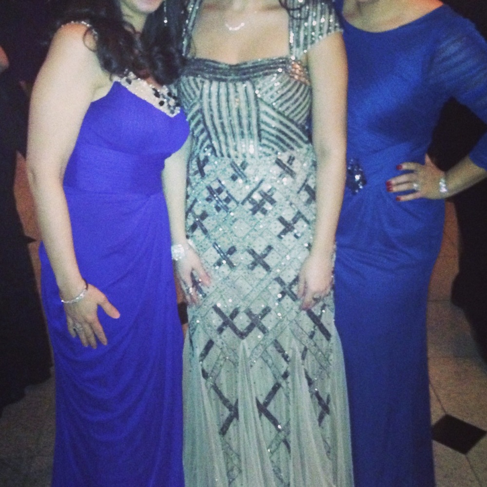 New condition worn once